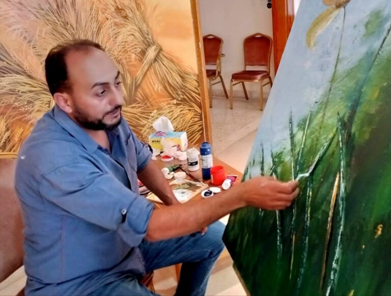 الفنان محمد هزايمة: يُبدع أعمال فنية تشكيلية بروح عالمية!