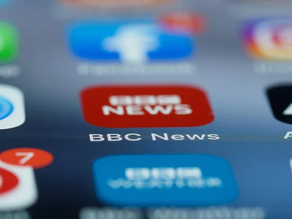 سالم العبادي من الصبيحي إلى لندن … شاهد على تاريخ بي بي سي قبل إغلاقها