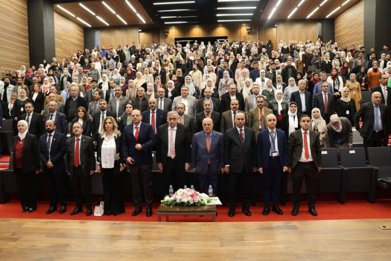 مؤتمر كلية العلوم التربوية في الجامعة الأردنية: يرصد التحولات المستقبلية الكبرى في التعليم العربي بعين الذكاء الاصطناعي وتحليل البيانات الضخمة