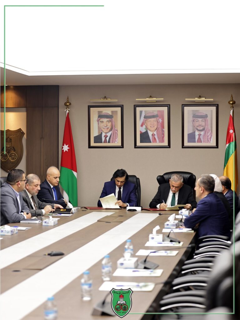 الجامعة الأردنية توقّع اتفاقية تعاون مع مؤسسة آيركس “IREX” ضمن مشروع “أساس” لإنشاء مختبرات تعليمية متقدمة في الذكاء الاصطناعي ومصادر التعلم لتطوير برامح تربية الطفولة المبكرة